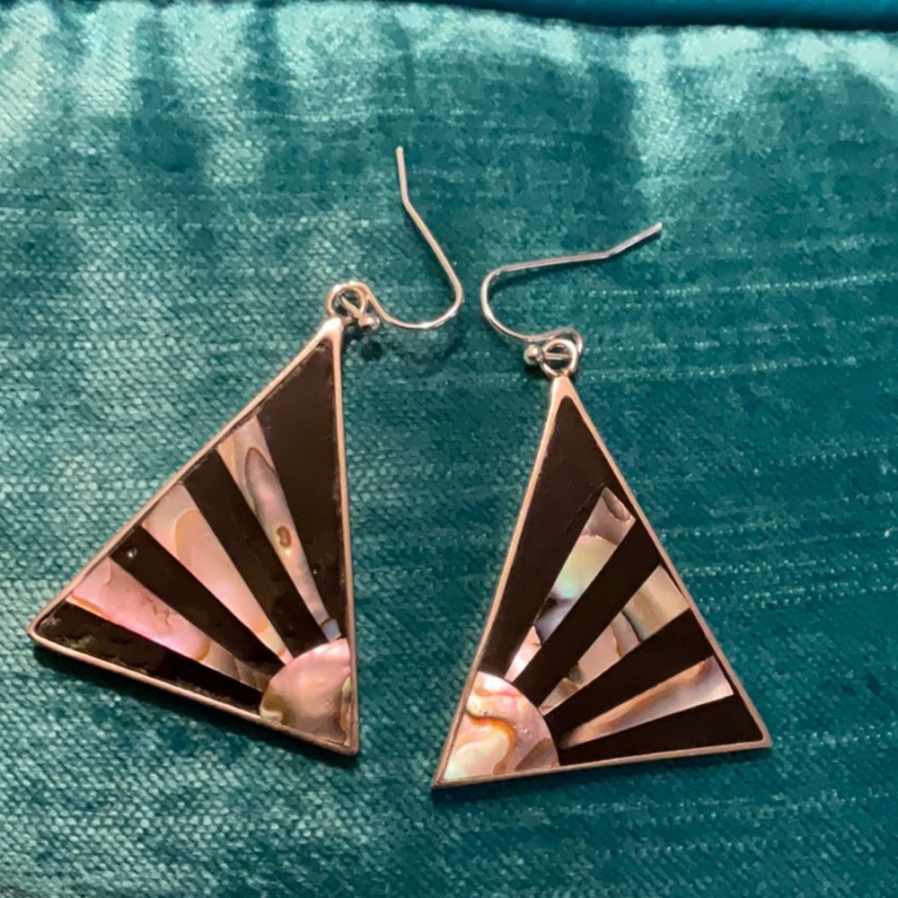 Silver inlaid triangle drop earrings